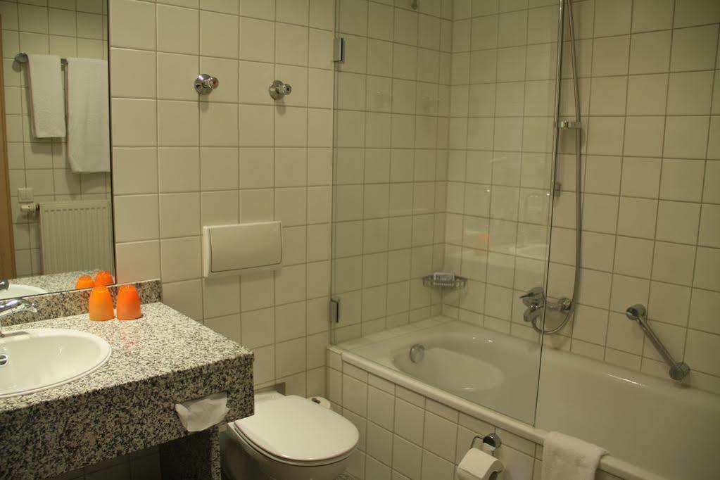 Landgasthof Gut Deutenhof Hotel Bad Abbach Esterno foto