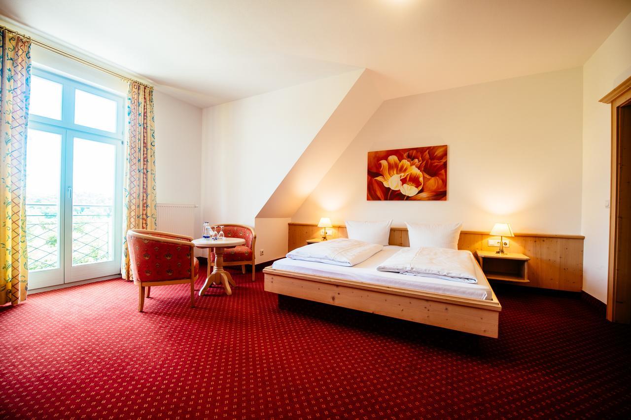 Landgasthof Gut Deutenhof Hotel Bad Abbach Esterno foto